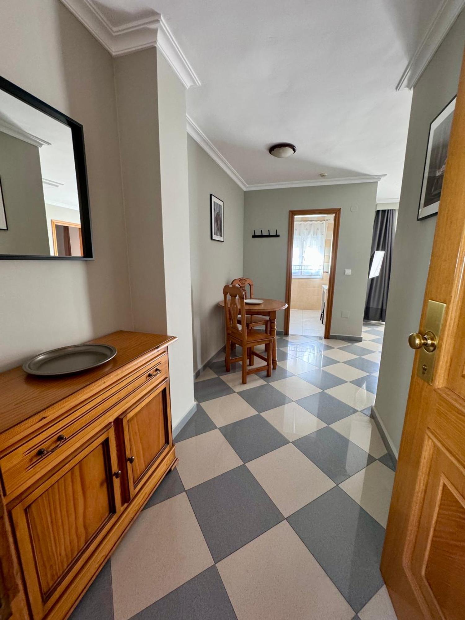 Apartamentos Nina De Oro Torremolinos Eksteriør billede