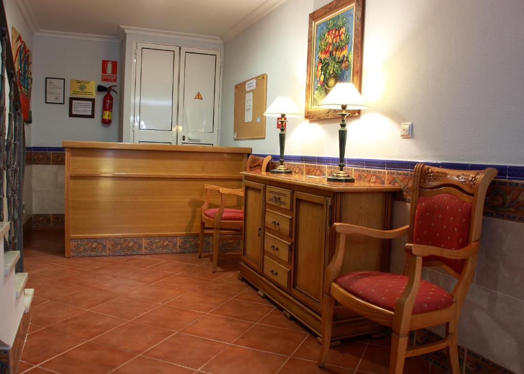 Apartamentos Nina De Oro Torremolinos Eksteriør billede