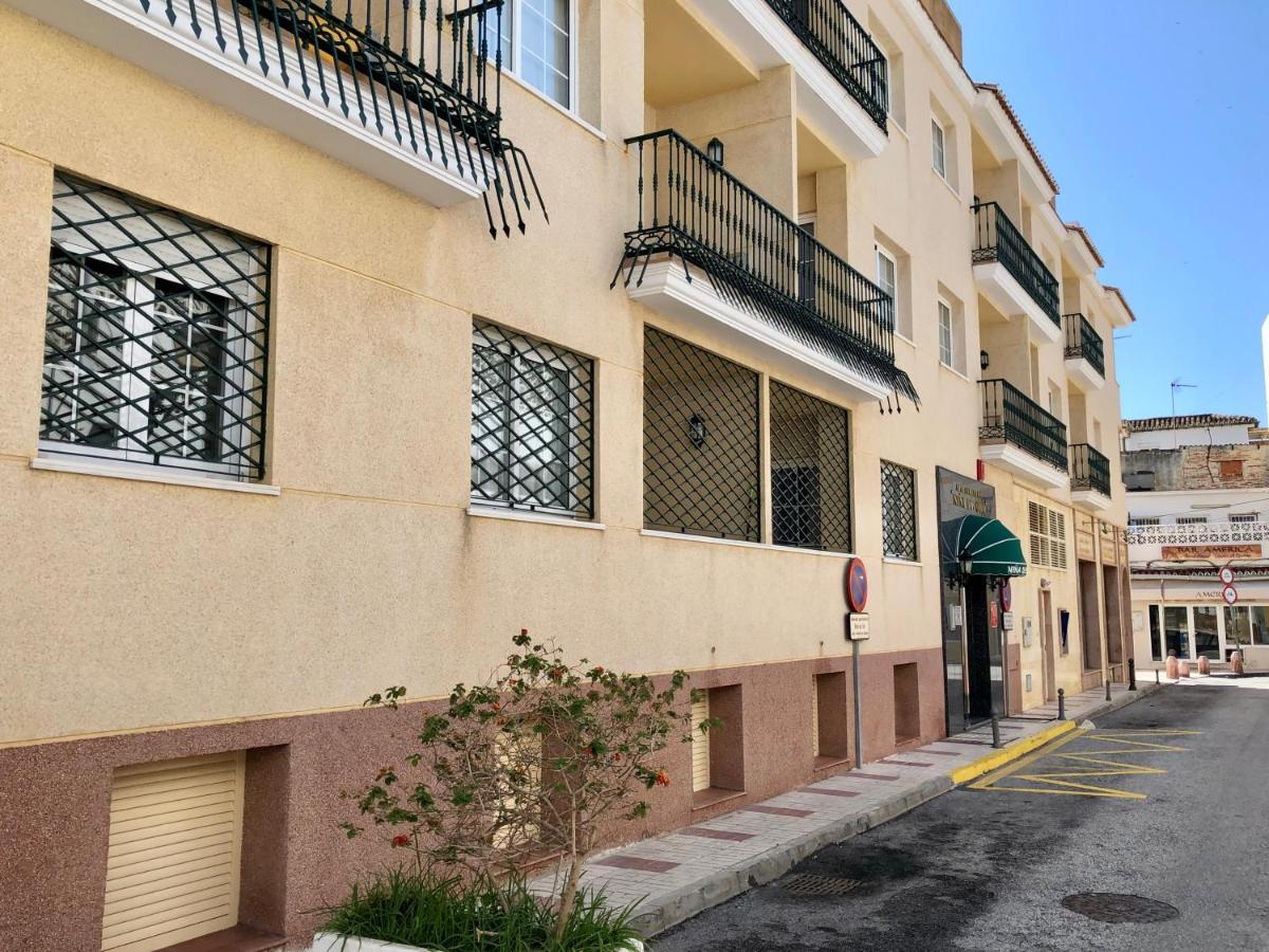 Apartamentos Nina De Oro Torremolinos Eksteriør billede